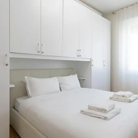 Apartment Italianway - Favretto 13 Milan